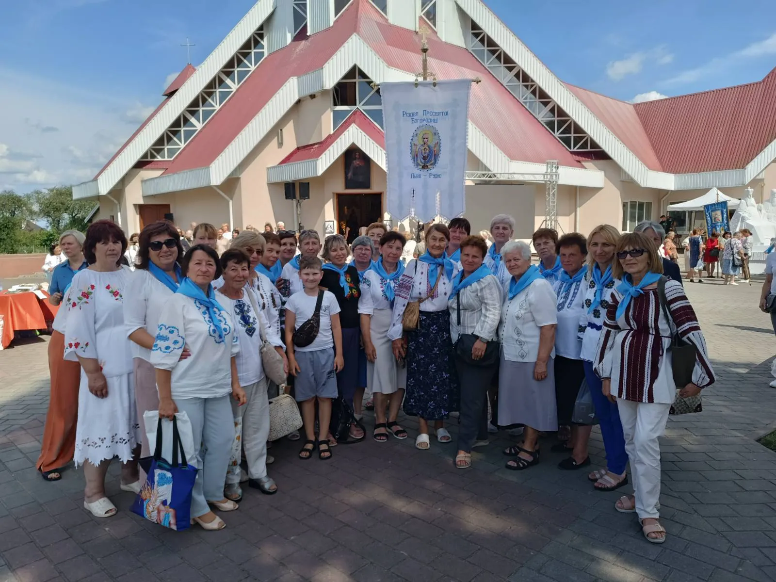 З'їзд Руху "Матері в молитві" у с. Прилбичі